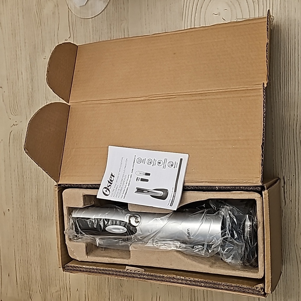 Oster electronic wine opener